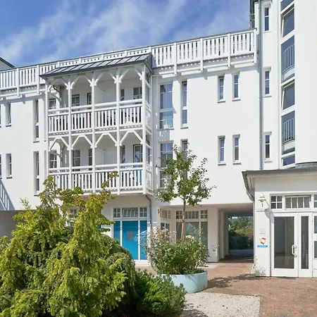 Im Seepark Auf Ruegen Nahe Ostseestrand Apartment